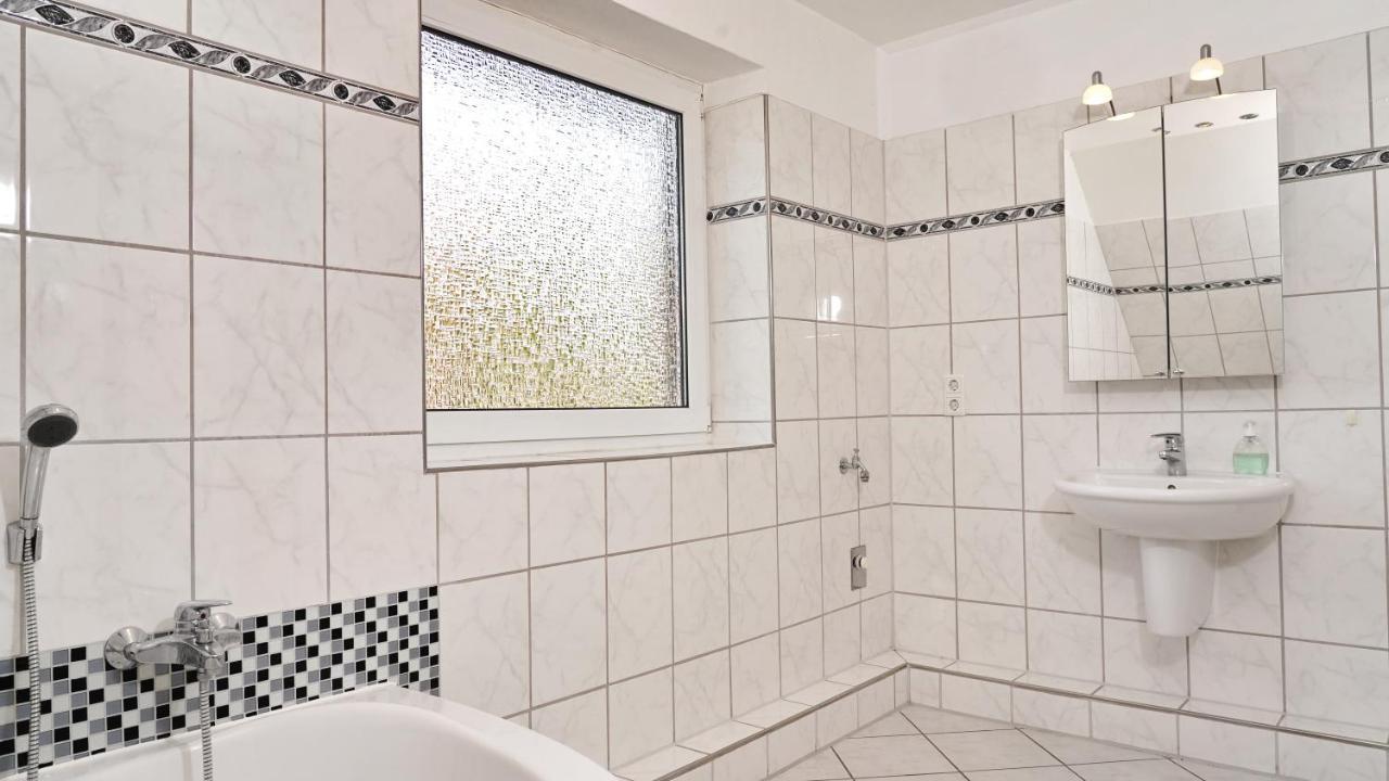3 Schlafzimmer 8 Gaste Ruhig 110Qm Nahe Flughafen Norderstedt Ngoại thất bức ảnh